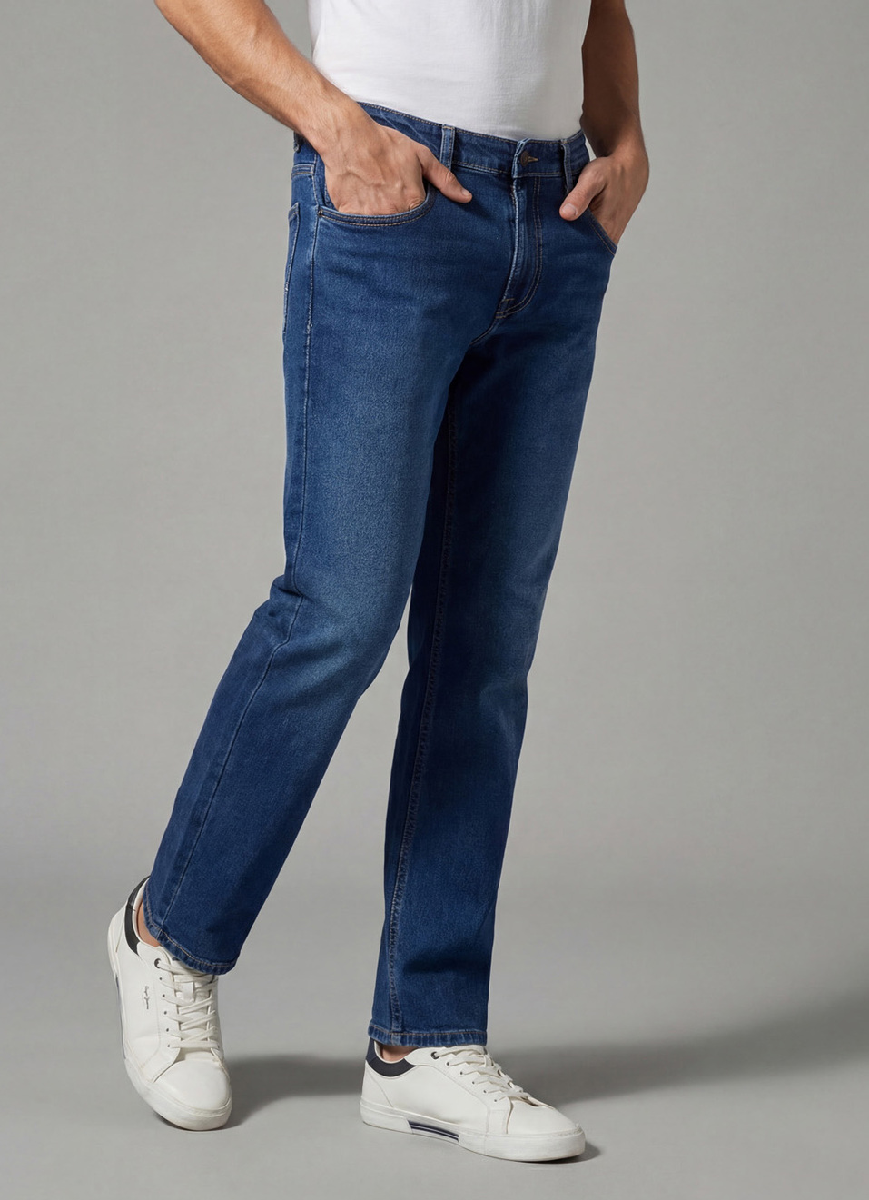 Men Blue Mid Rise Straight Fit Jeans, , large image number 0