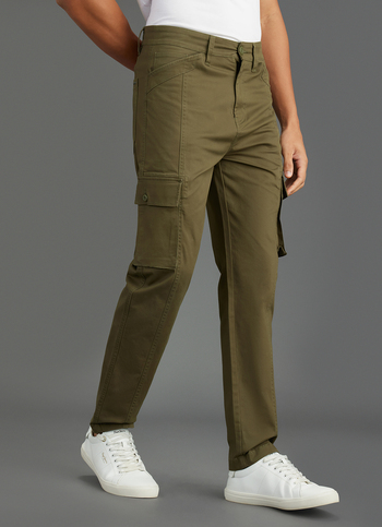 Men Olive Green Mid Rise Straight Fit Cargo Pants