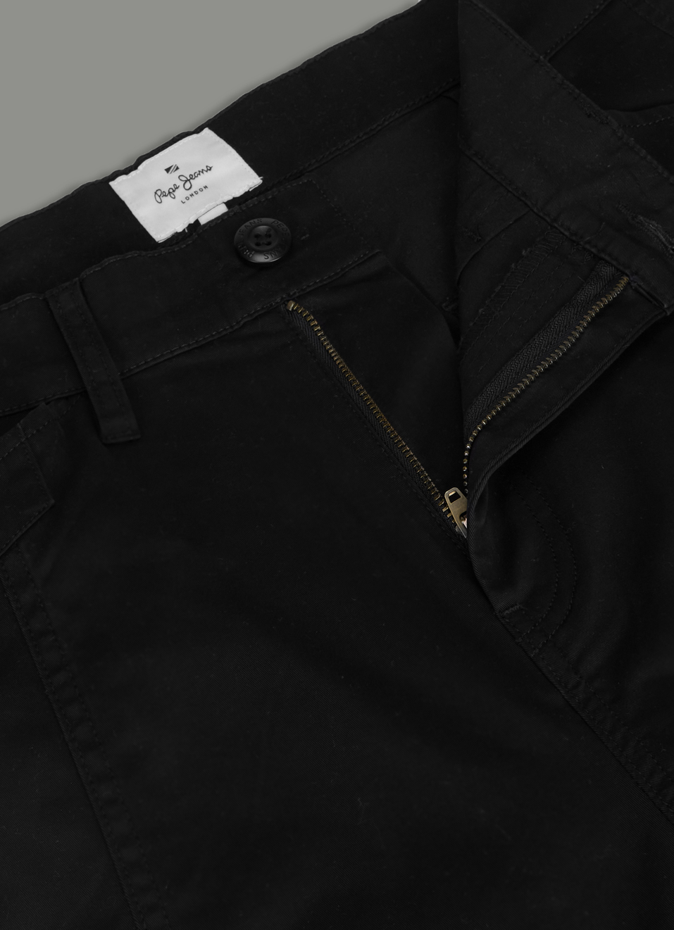Men Black Solid Straight Fit Mid Rise Cargo Pants, , large image number 6