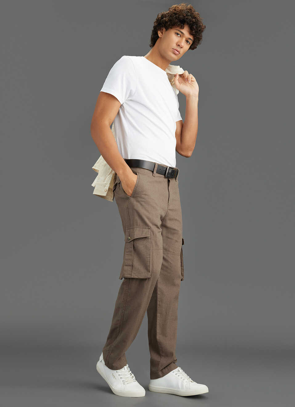 Men Brown Mid-rise Straight Fit Cargo Pants, , large image number 1