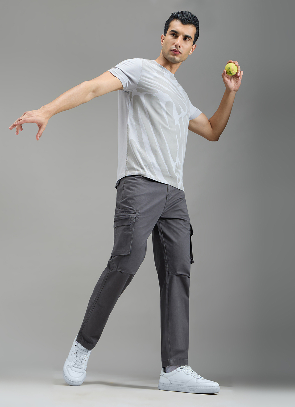 Men Dark Grey Stretchable Cargo Pants, , large image number 1