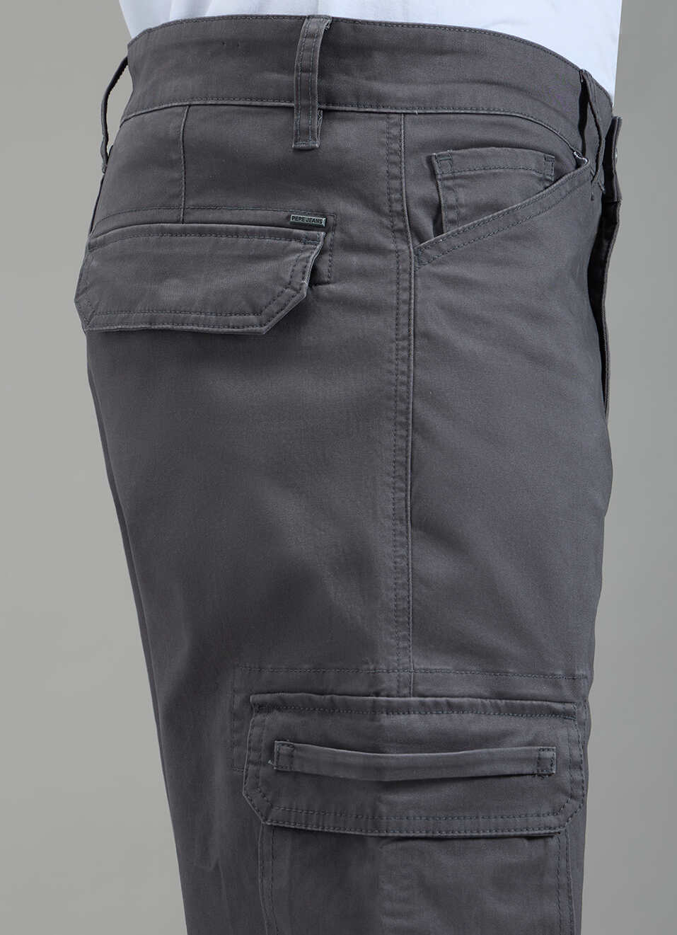 Men Dark Grey Stretchable Cargo Pants, , large image number 4