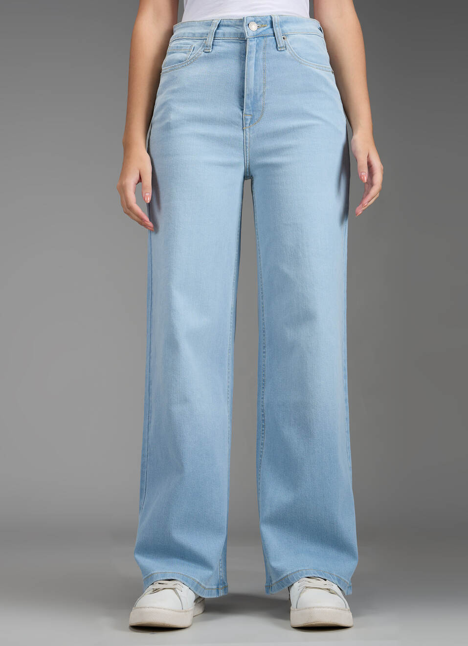 Women Blue Light Tinted Used Flared Fit High Rise Stretchable Jeans, , large image number 2