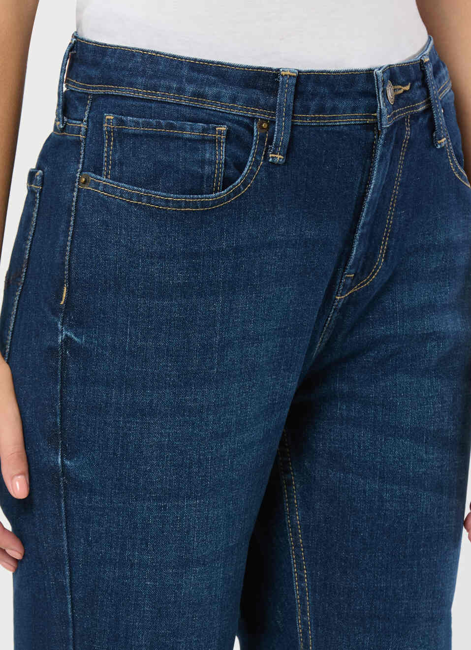 Women Blue Mid Rise Stretchable Flared Jeans, , large image number 4