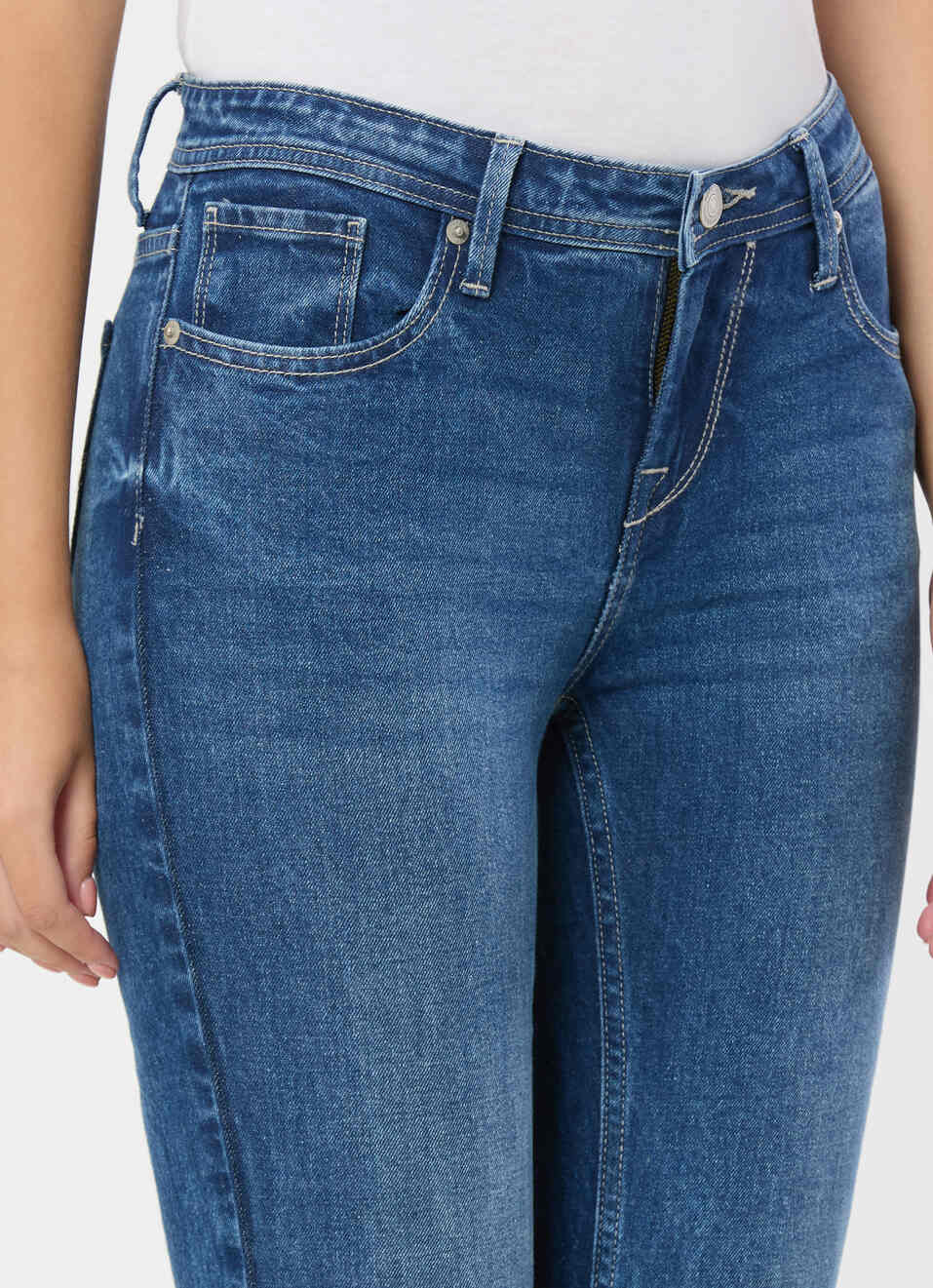 Women Blue Mid Rise Flared Jeans, , large image number 4