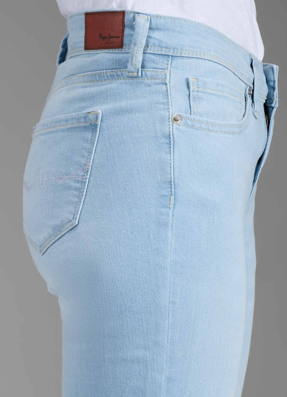 Women Blue Light Used Flared Fit Mid Rise Stretchable Jeans, , large image number 4