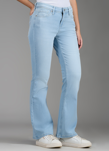 Women Blue Light Used Flared Fit Mid Rise Stretchable Jeans