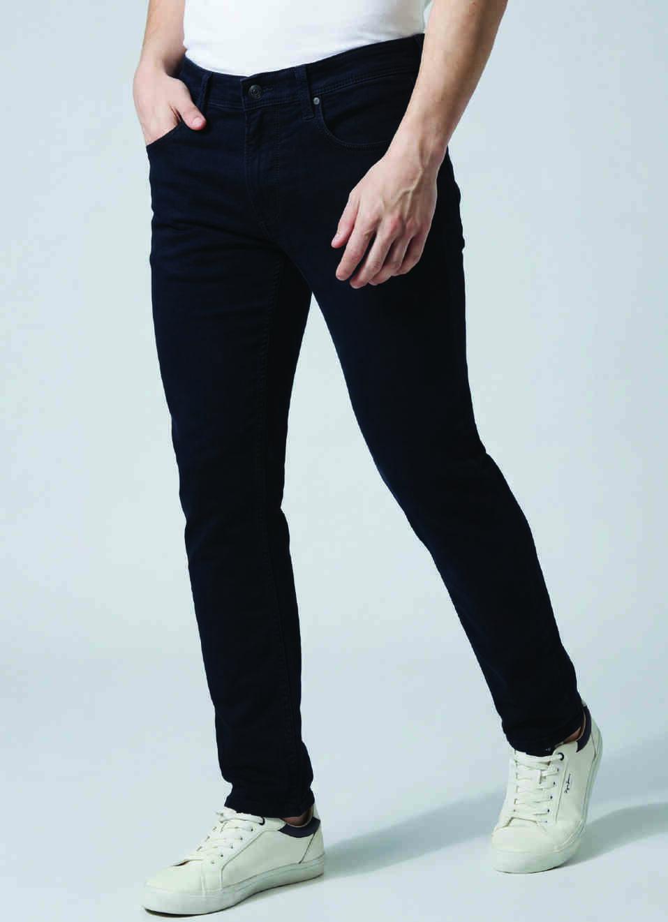 Men Black Mid Rise Straight Fit Textured Jeans, , large image number 0