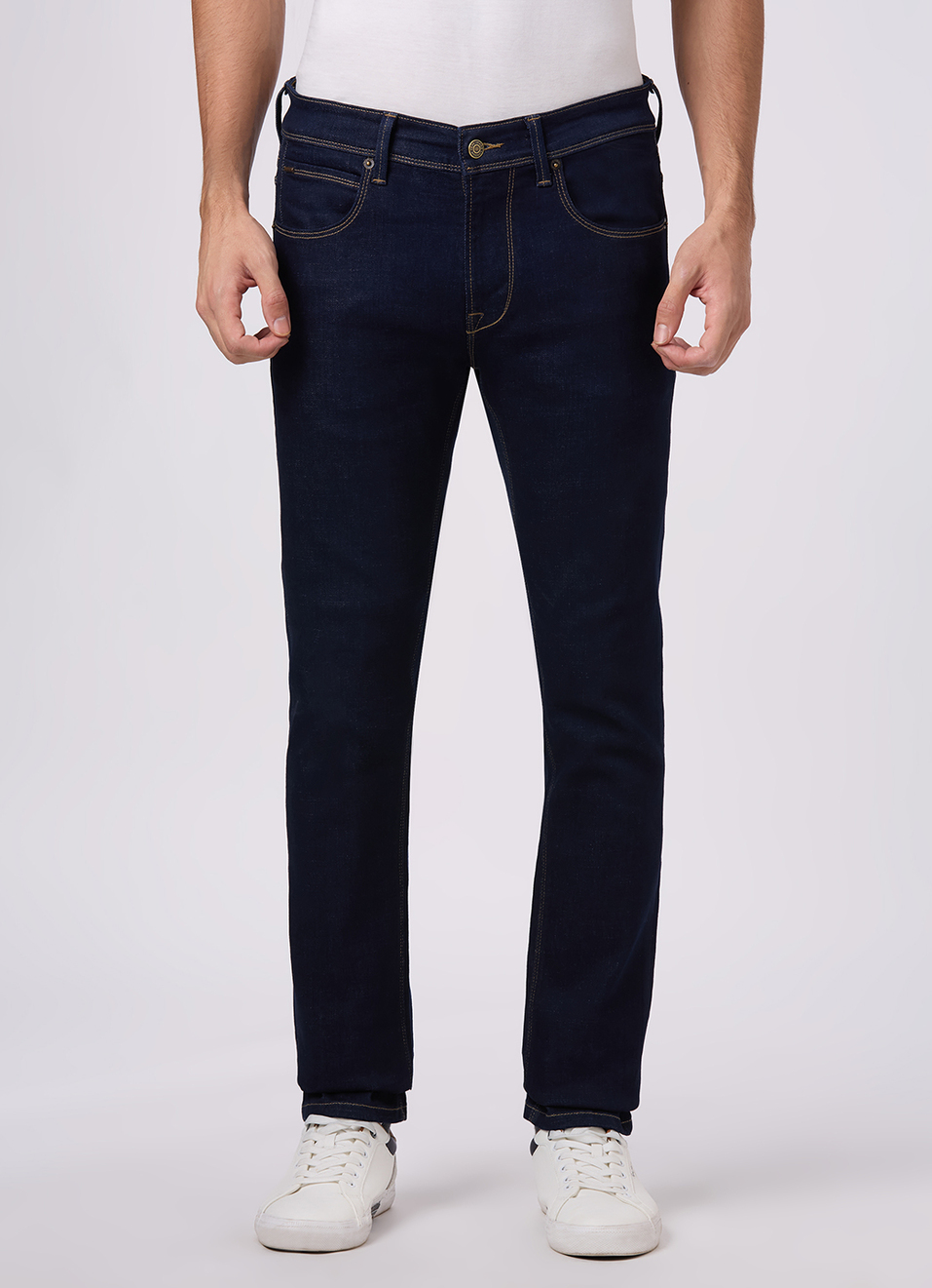 Men Black Mid Rise Slim Fit Powerflex Jeans, , large image number 2