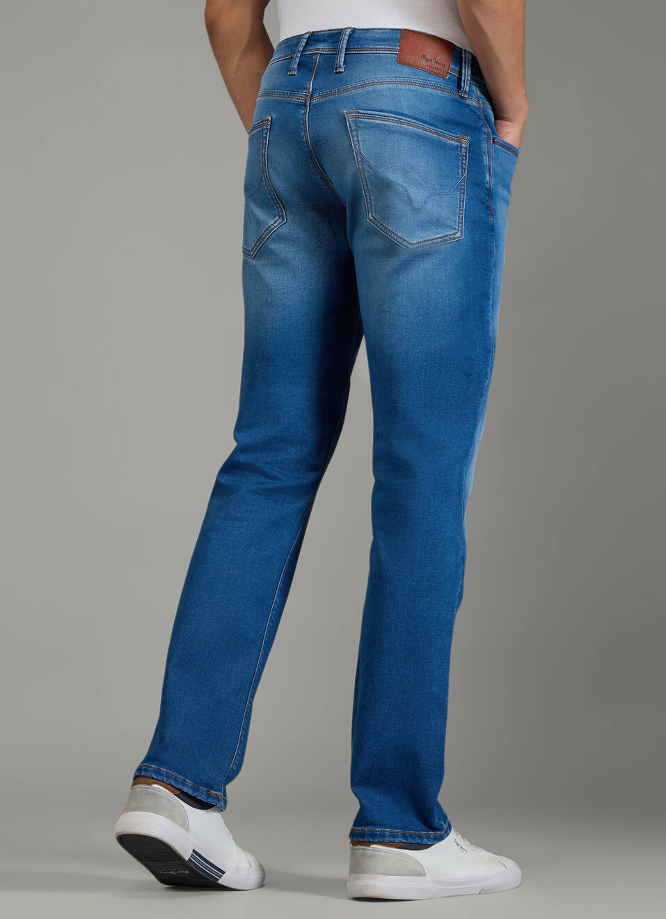 Men Blue Medium Used Straight Fit Mid Rise Stretchable Jeans, , large image number 3