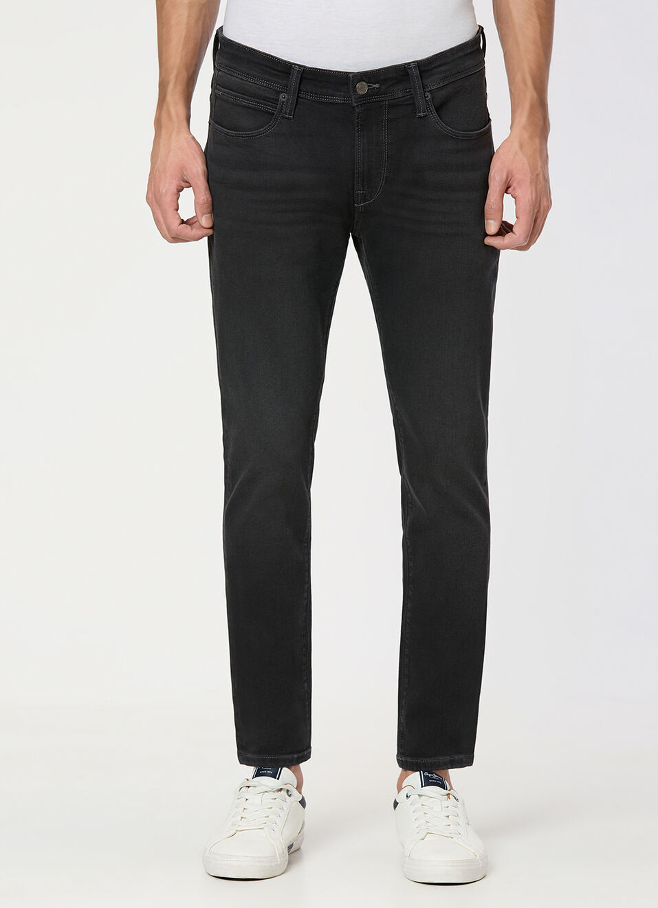 Men Black Mid Rise Skinny Fit All Clima Jeans, , large image number 2