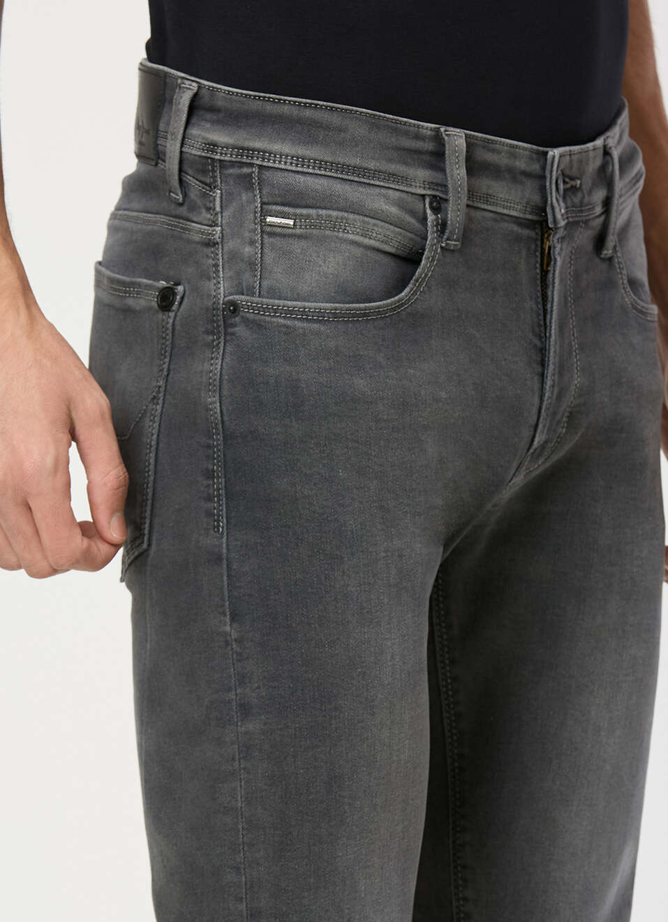 Men Grey Low Rise Slim Fit Powerflex Jeans, , large image number 4