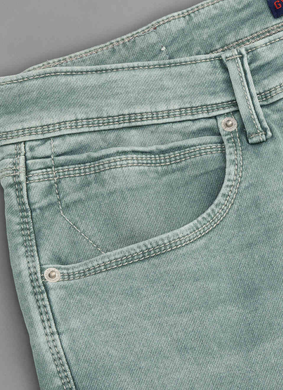 Men Sage Green Mid Rise Tapered Fit Jeans, , large image number 5