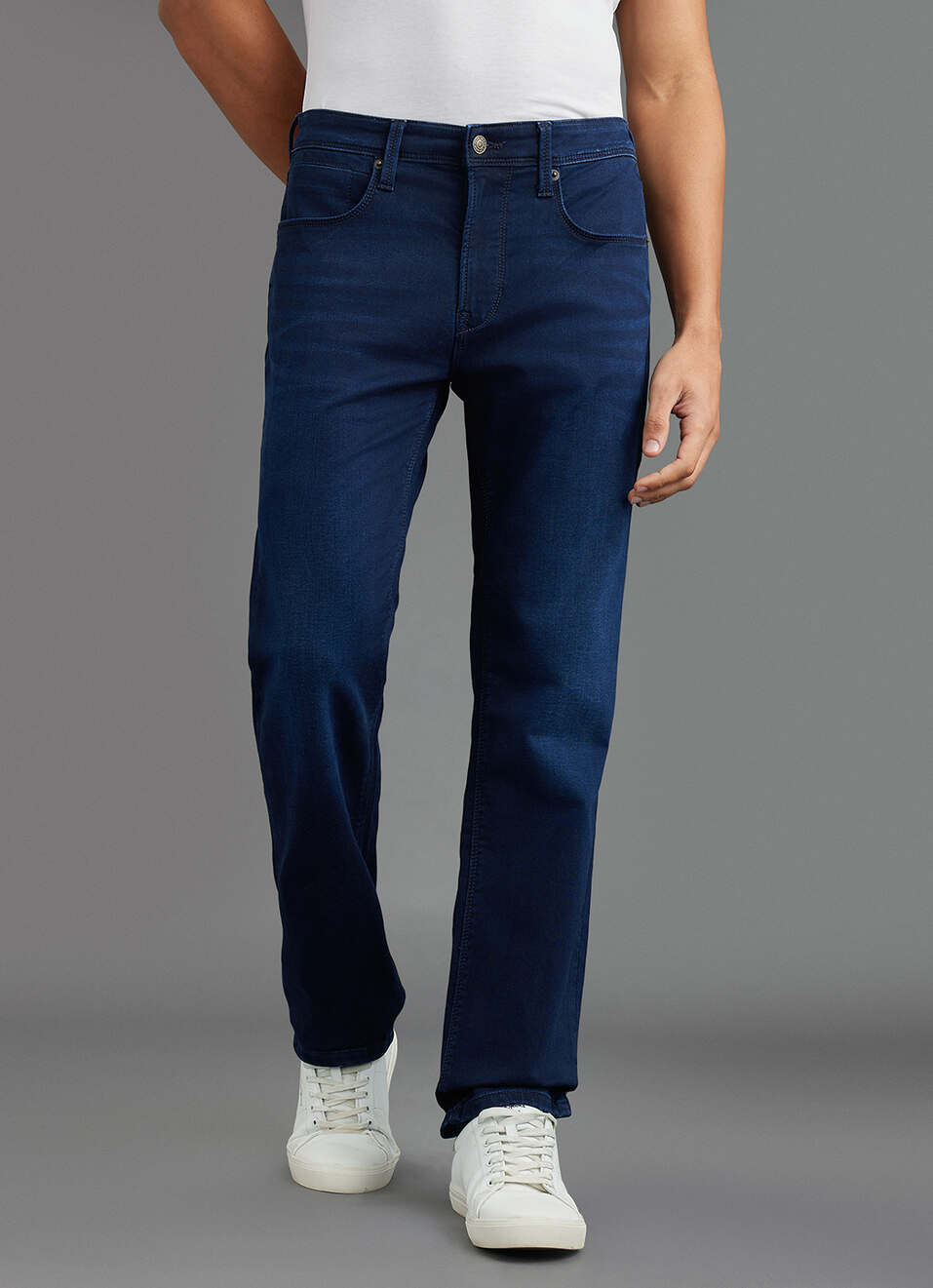 Men Dark Bule Mid Rise Straight Fit Jeans, , large image number 2