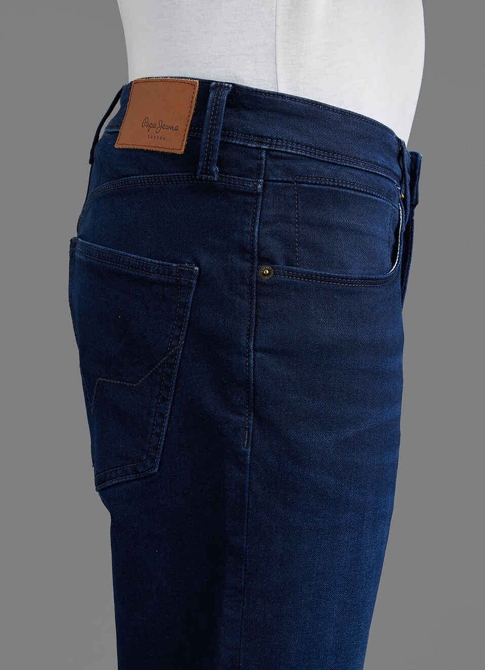 Men Dark Bule Mid Rise Straight Fit Jeans, , large image number 4