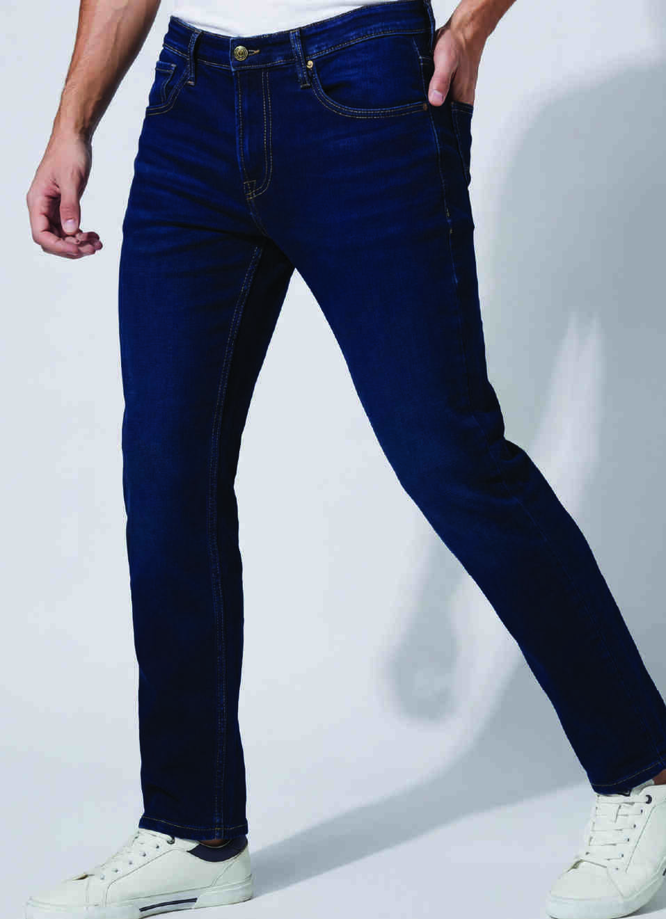 Men Blue Mid Rise Straight Fit All Clima Jeans, , large image number 0