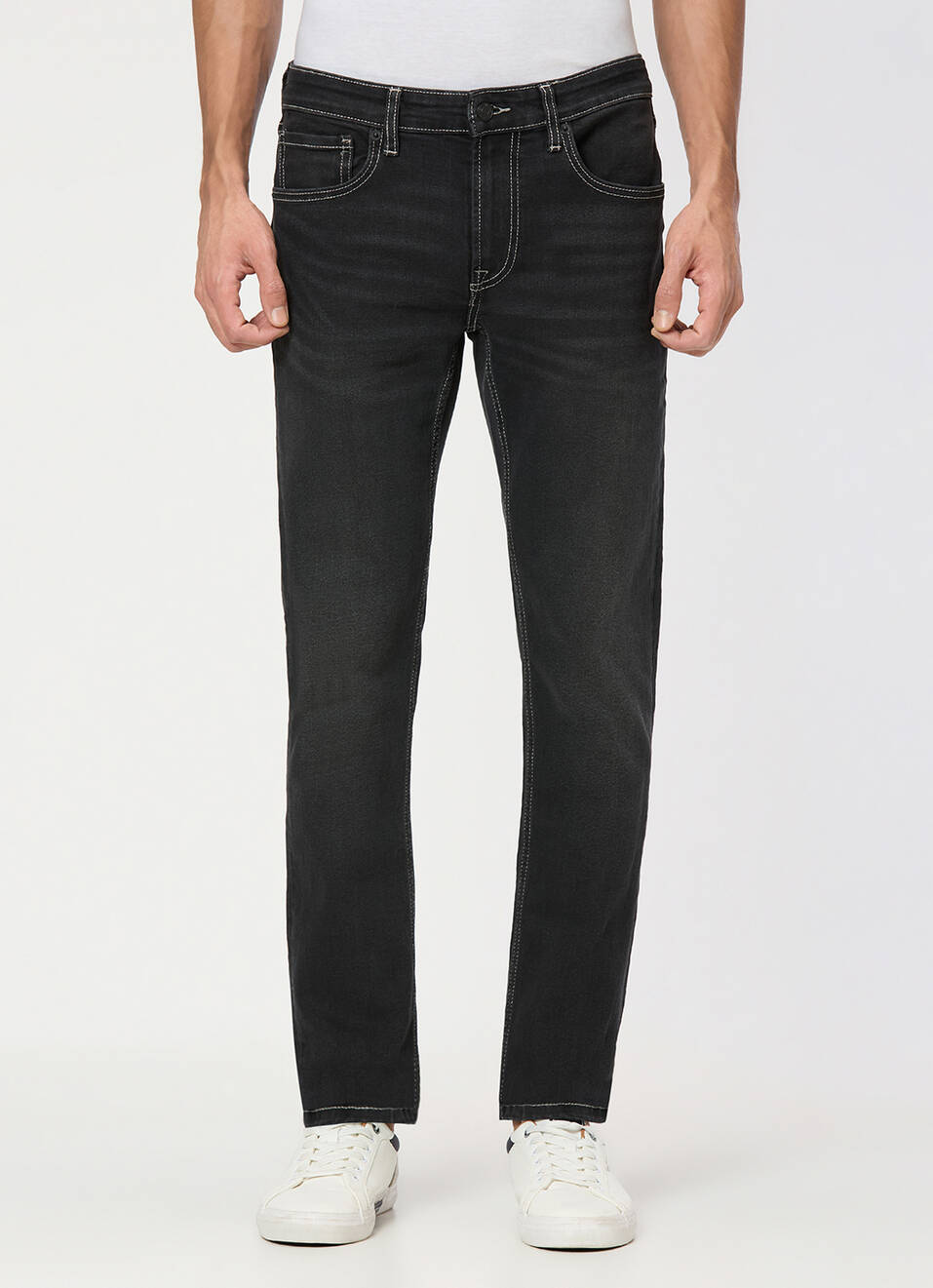 Men Black Mid Rise Slim Fit All Clima Jeans, , large image number 2