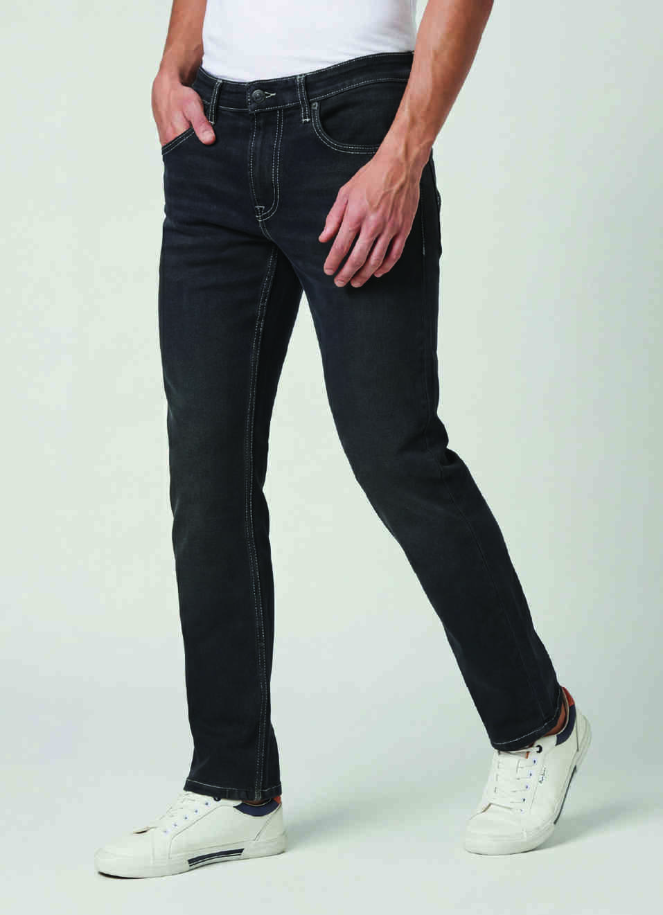 Men Black Mid Rise Slim Fit All Clima Jeans, , large image number 0