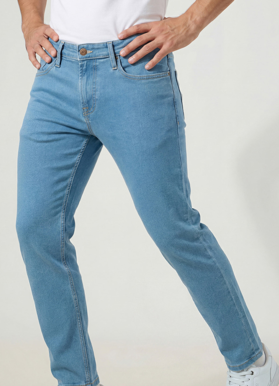 Men Blue Mid Rise Skinny Fit Textured Jeans, , large image number 0