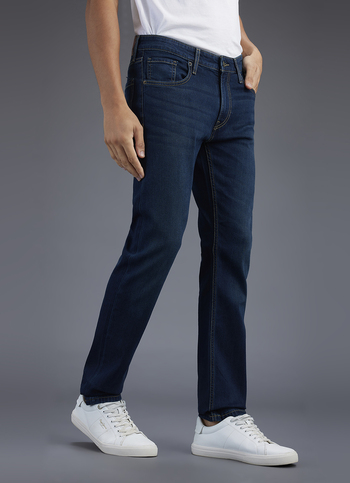 Men Blue Slim Fit Mid Rise Stretchable Jeans