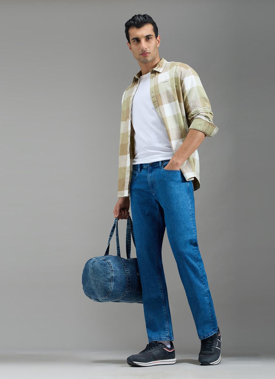 Men Light Used Straight Fit Jeans, , large image number 1