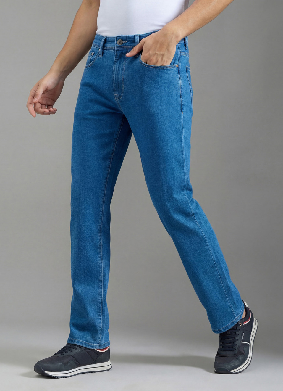 Men Light Used Straight Fit Jeans, , large image number 0