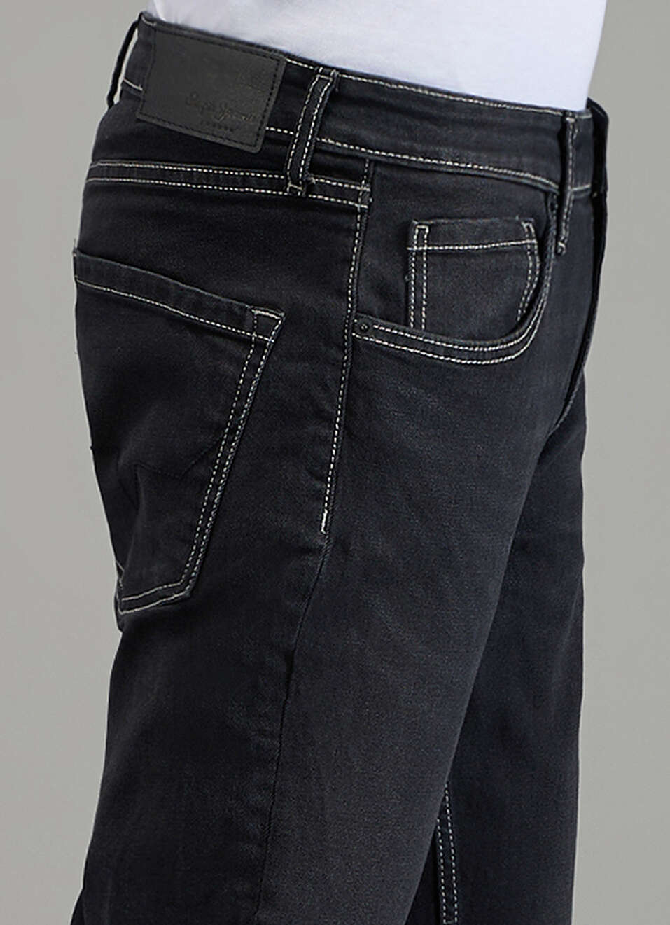 Men Black Straight Fit Stretchable Jeans, , large image number 4