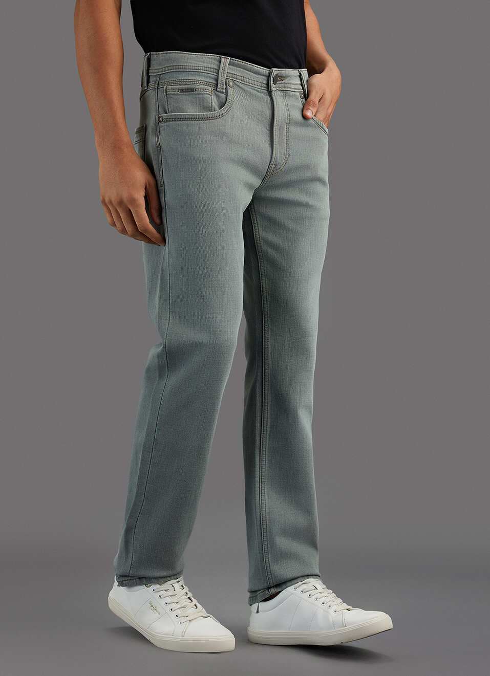 Men Blue Dark Used Straight Fit Mid Rise Stretchable Jeans, , large image number 0