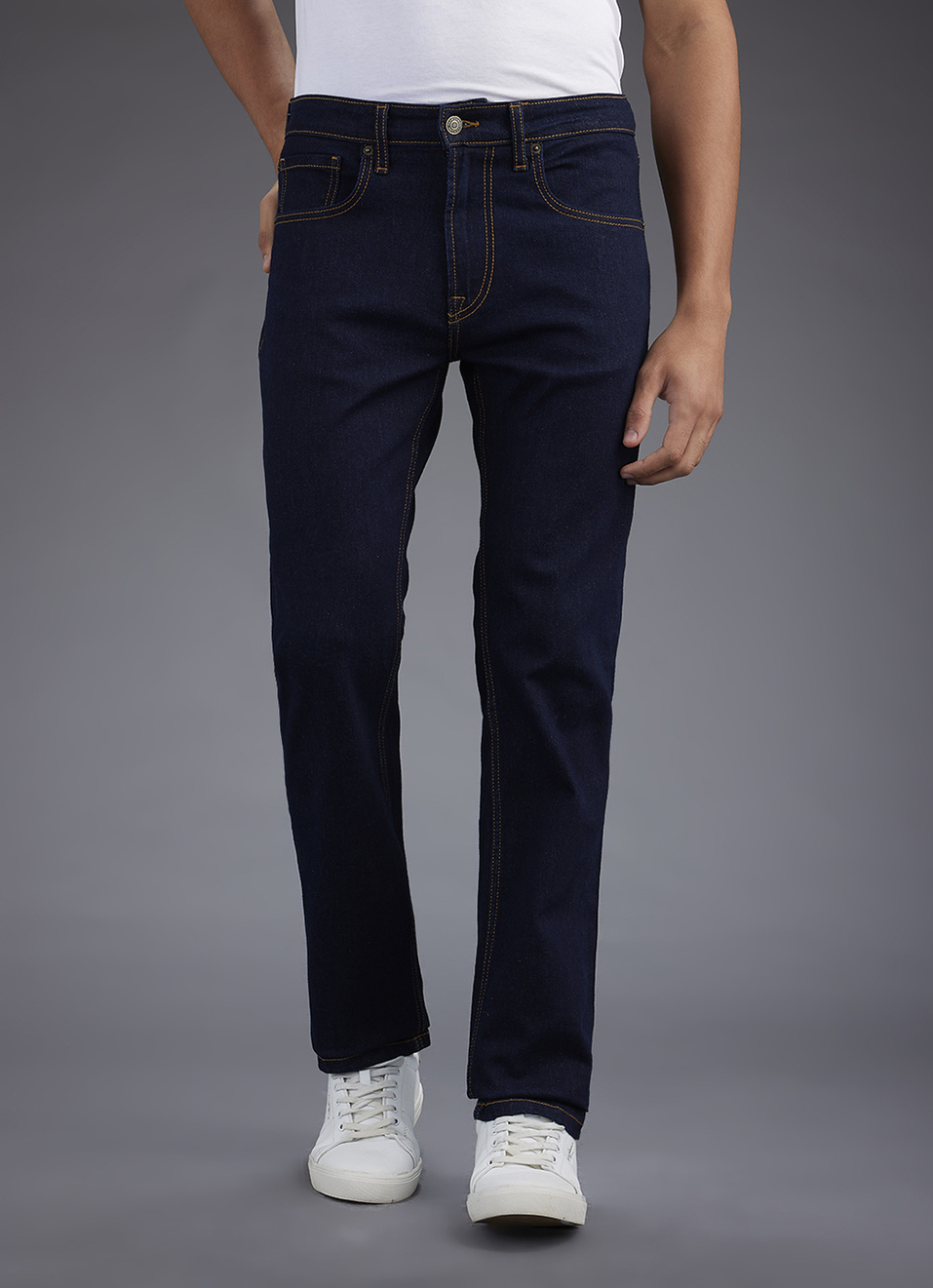 Men Blue Straight Fit Mid Rise Stretchable Jeans, , large image number 2