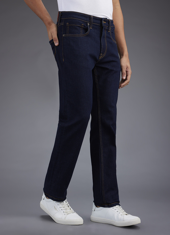 Men Blue Straight Fit Mid Rise Stretchable Jeans