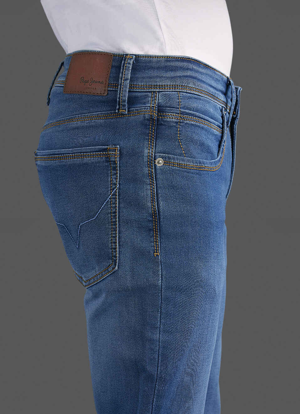Men Blue Mid Rise Tapered Fit Jeans , , large image number 4