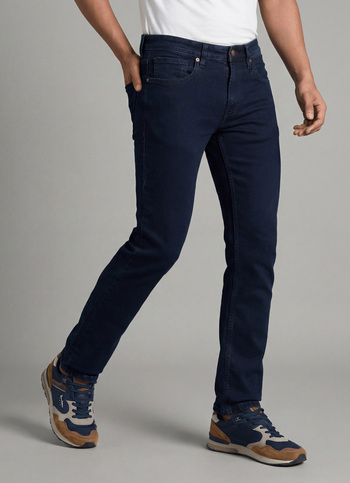 Men Black Slim Fit Low Rise Stretchable Jeans