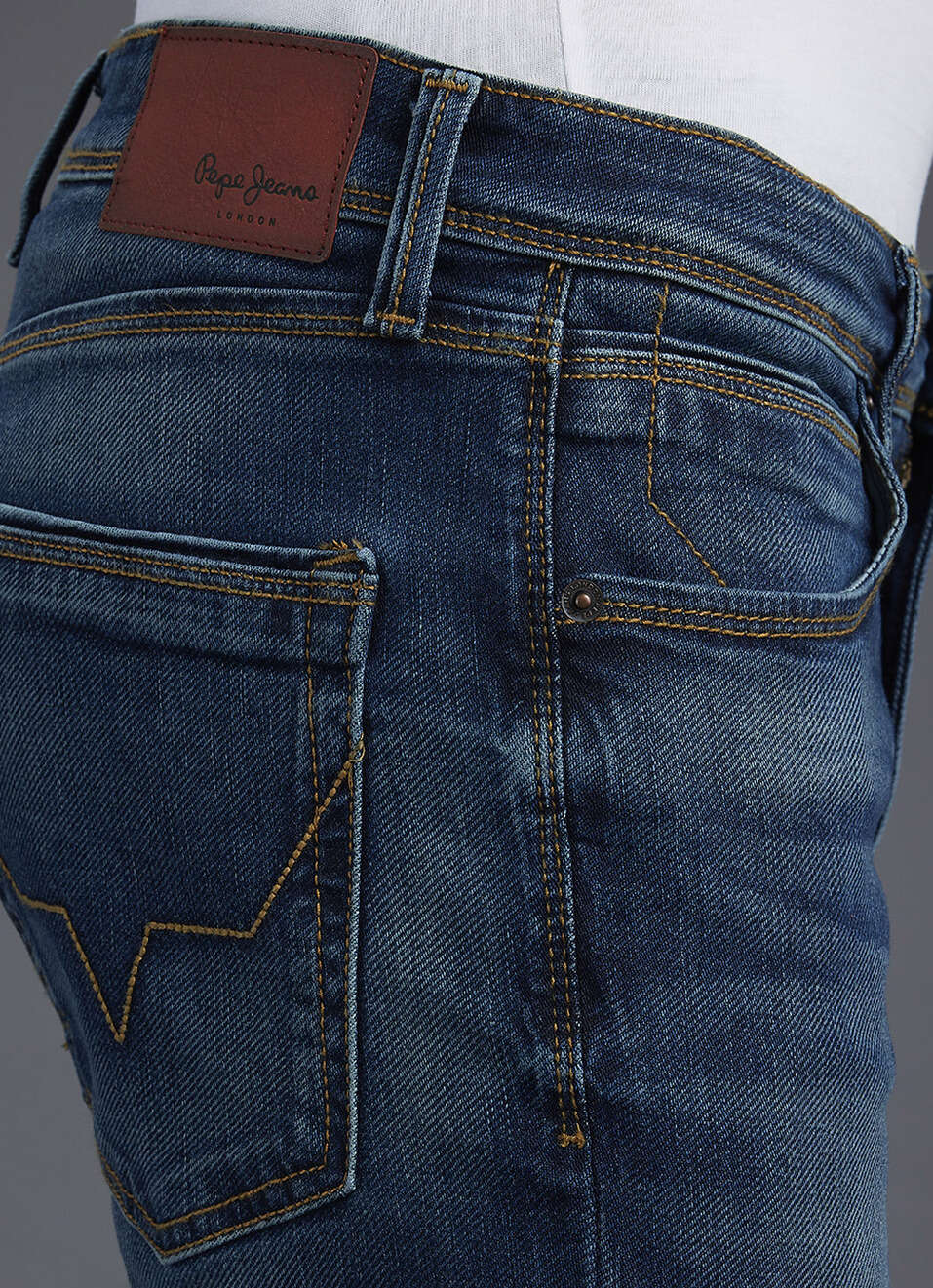 Men Blue Slim Fit Mid Rise Stretchable Jeans, , large image number 4