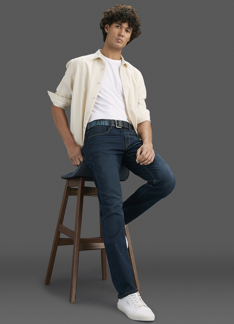 Men Dark Blue Mid Rise Straight Fit Jeans, , large image number 1