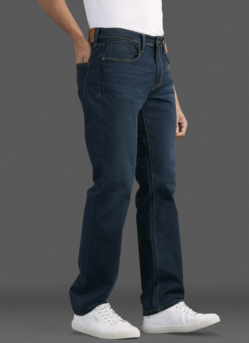 Men Dark Blue Mid Rise Straight Fit Jeans