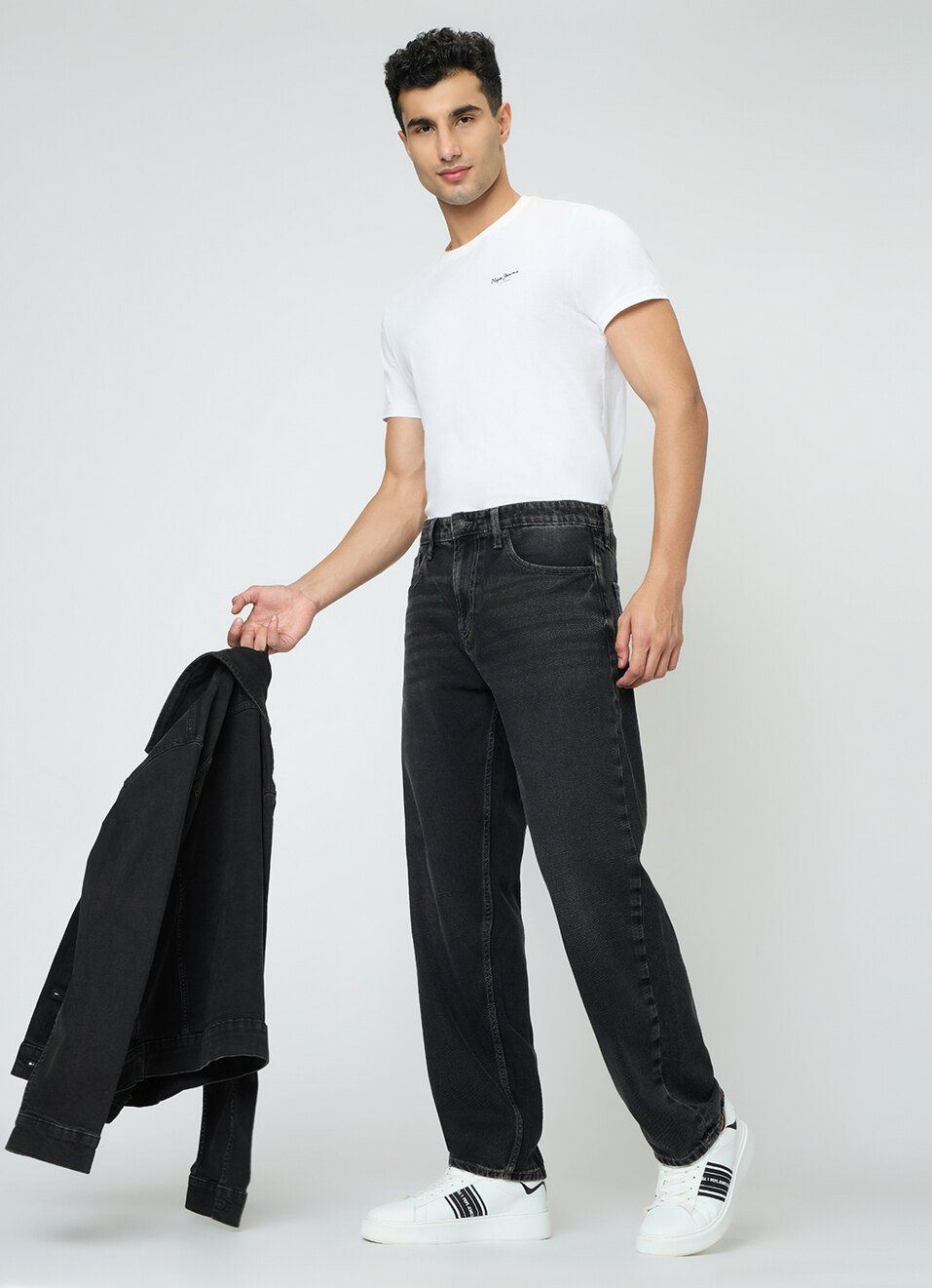 Men Black Mid Rise Tapered Jeans, , large image number 1