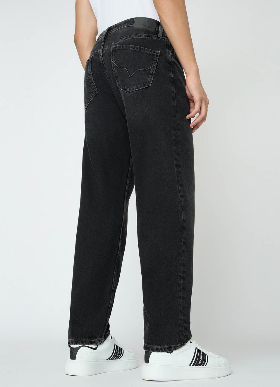 Men Black Mid Rise Tapered Jeans, , large image number 3