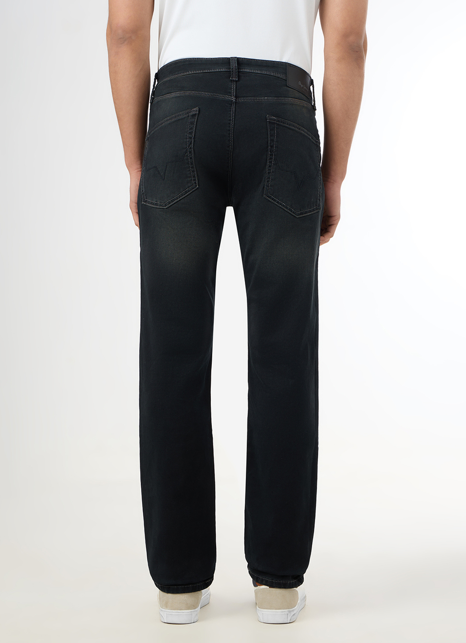 Men Black Straight Fit Mid Rise Stretchable Jeans, , large image number 3