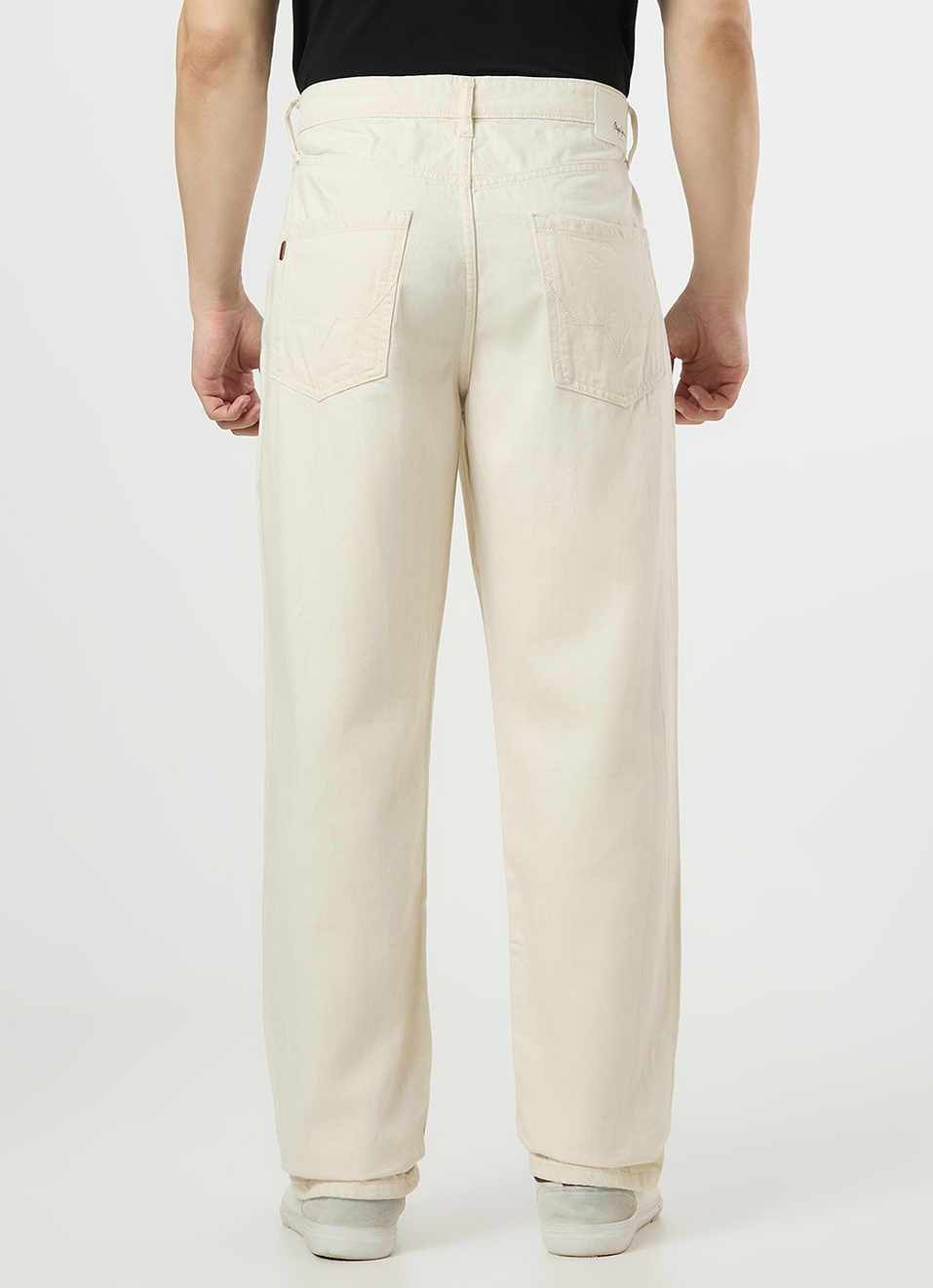 Men Ecru Mid Rise Relaxed Fit Jeans, , large image number 3