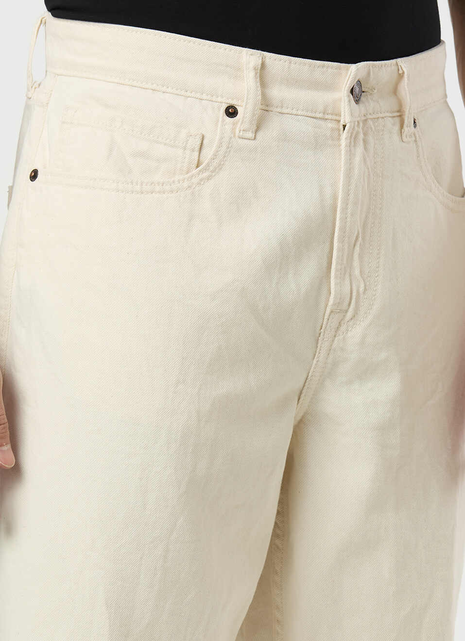 Men Ecru Mid Rise Relaxed Fit Jeans, , large image number 4