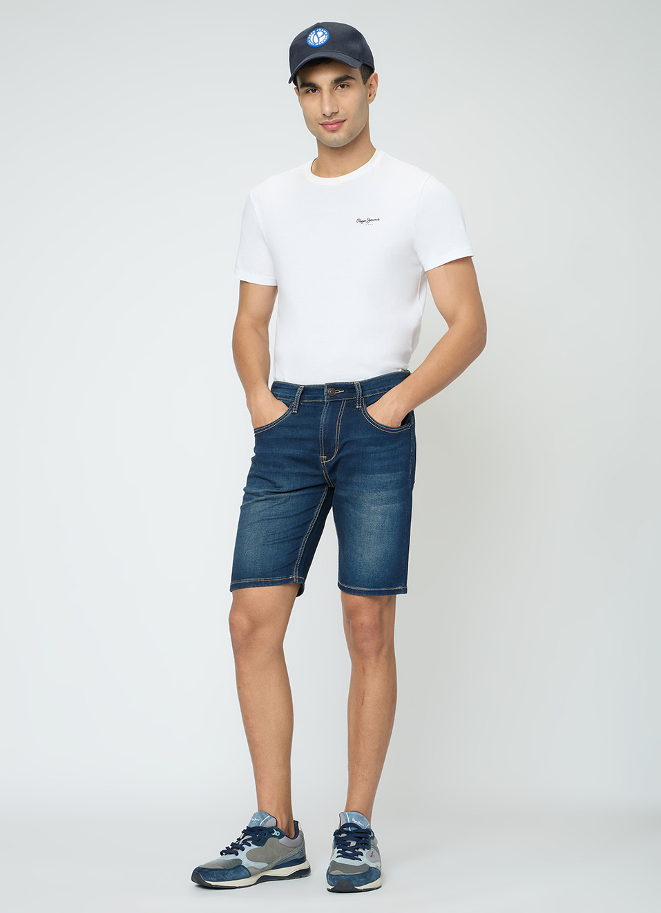 Men Blue Slim Fit Stretchable Denim Shorts, , large image number 3
