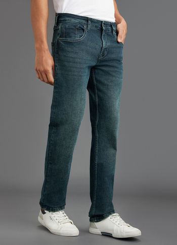 Men Green Mid Rise Straight Fit Premium Jeans
