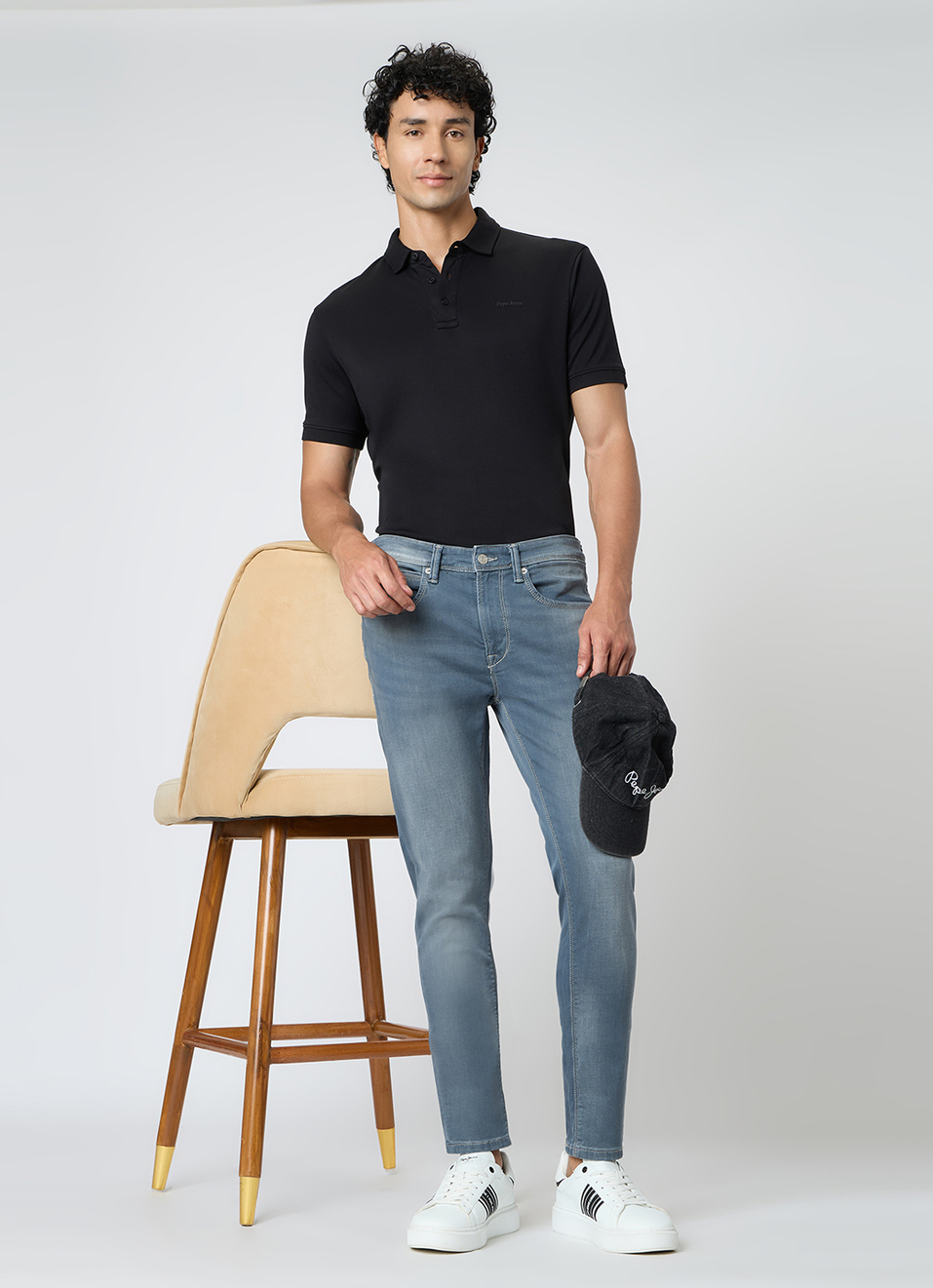 Men Grey Slim Fit Stretchable Jeans, , large image number 1