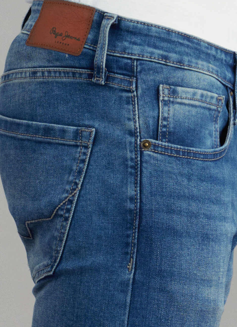 Men Blue Slim Fit Mid Rise Stretchable Jeans, , large image number 4