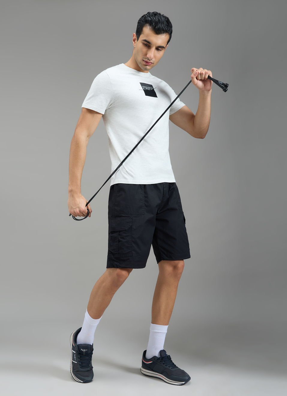 Men Black Relaxed Fit Cargo Shorts, , large image number 0