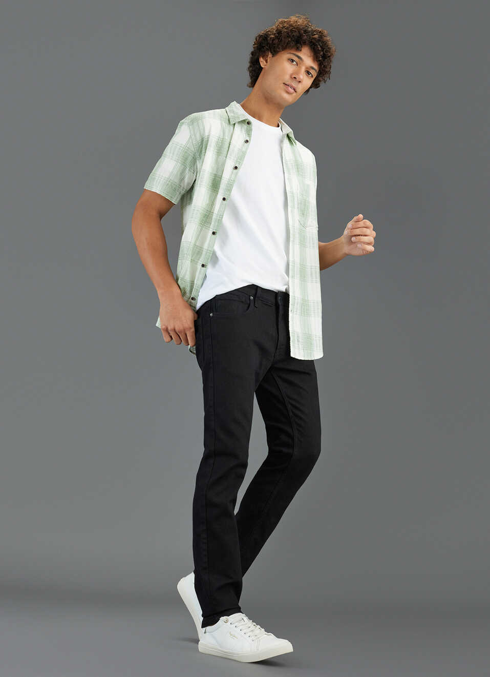 Men Black Mid-rise Slim Fit Jeans, , large image number 1