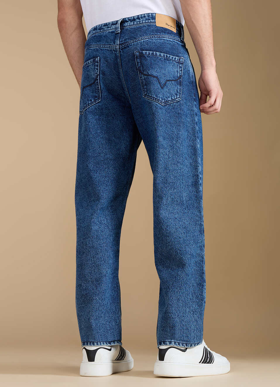 Men Blue Mid Rise Relaxed Fit Jeans, , large image number 2