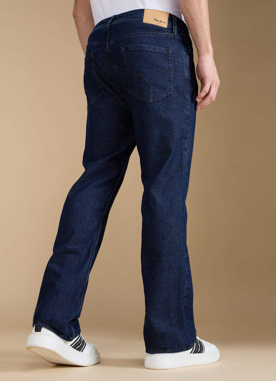 Men Dark Blue Mid Rise Bootcut Jeans, , large image number 2