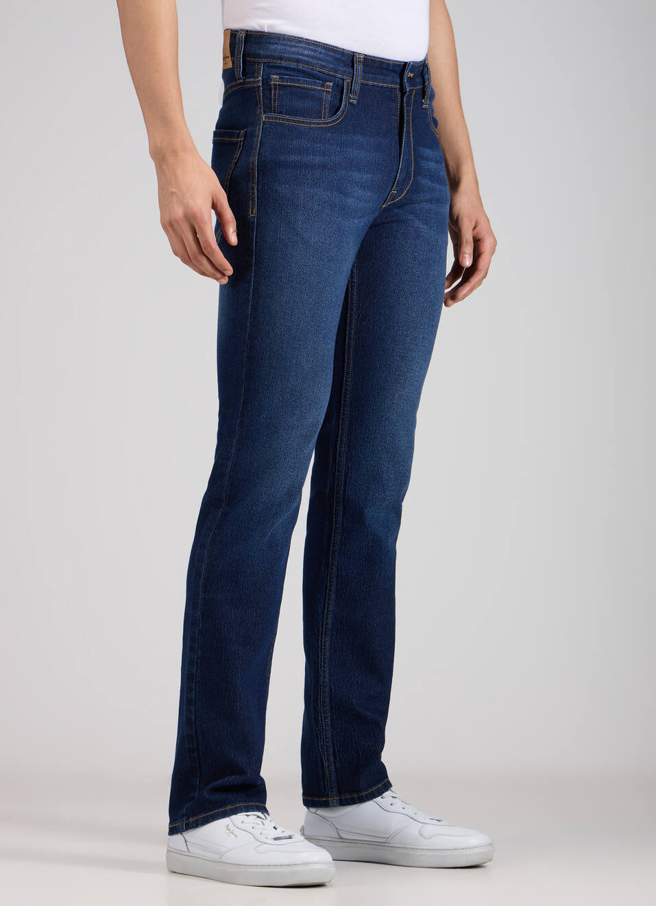 Men Dark Blue Mid Rise Straight Fit Strechable Jeans, , large image number 3