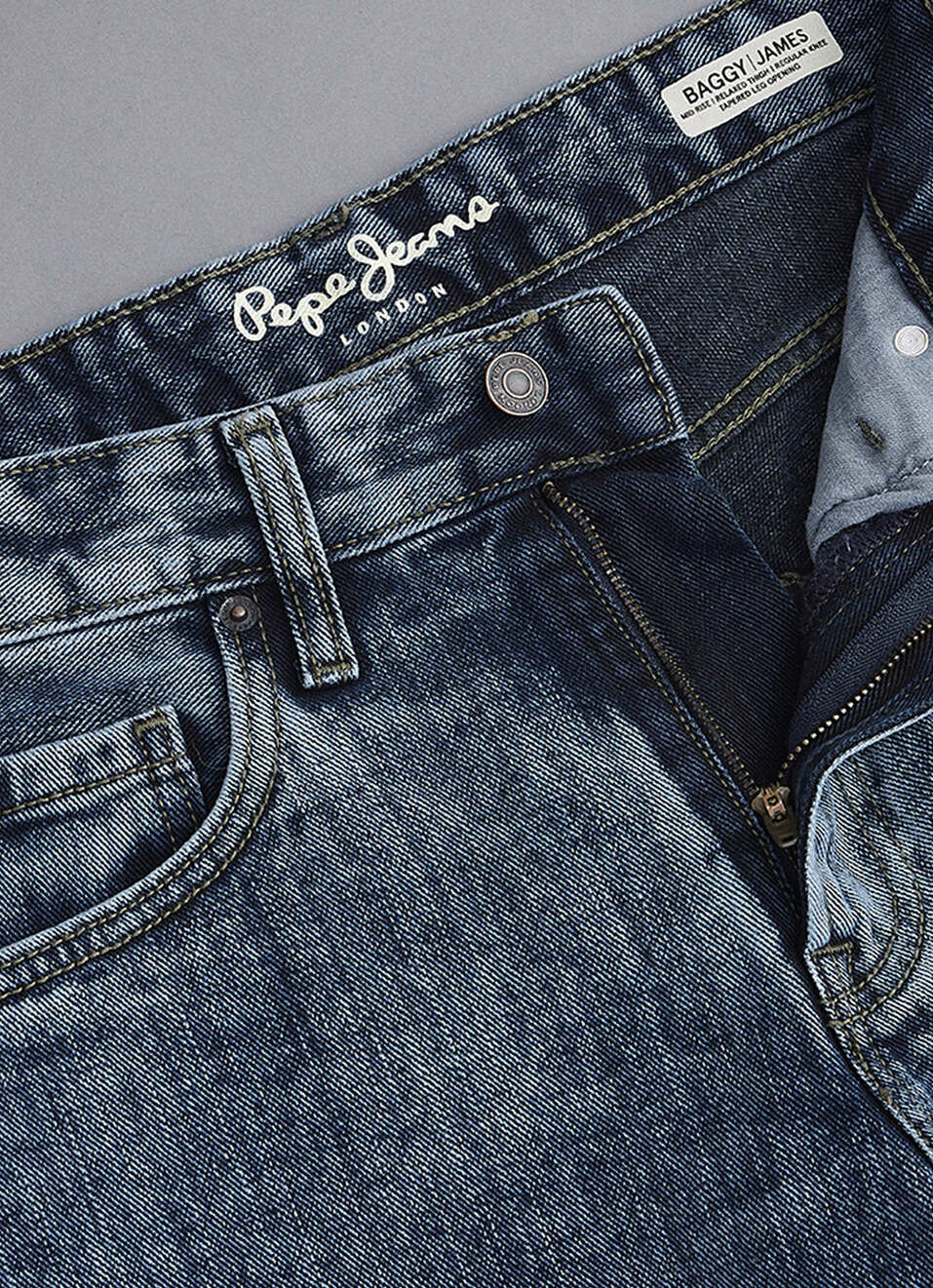 Men Blue Light Used Relaxed Fit Mid Rise Jeans, , large image number 6